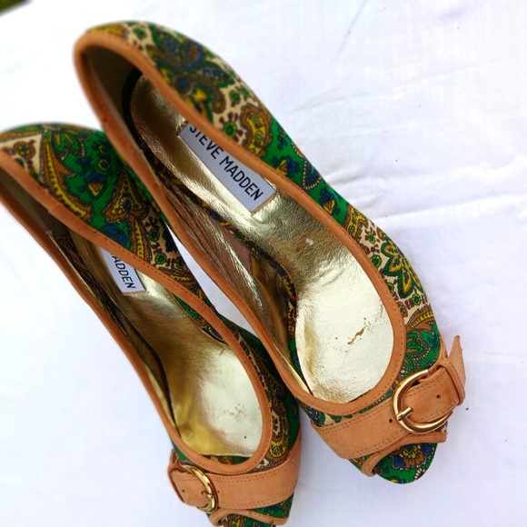 STEVE Madden Leslie Paisley Peep Toe Heels 8.5 medium 😍 - Picture 3 of 8